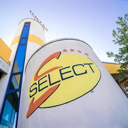 Hotel Select 4*